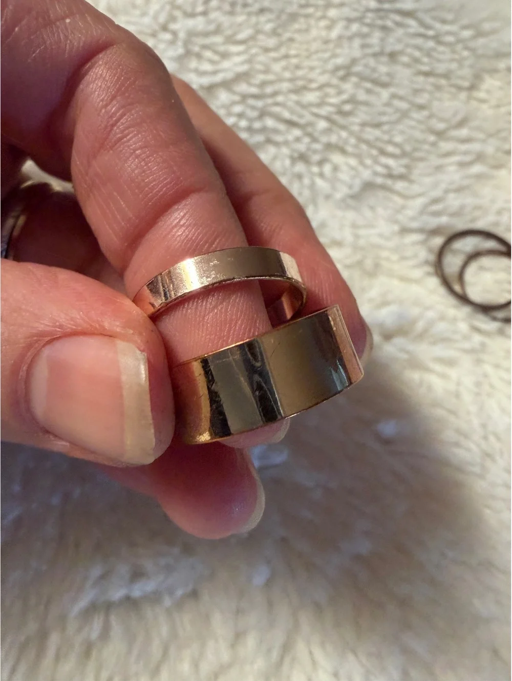 Set of various fashion Rings and earrings silver gold